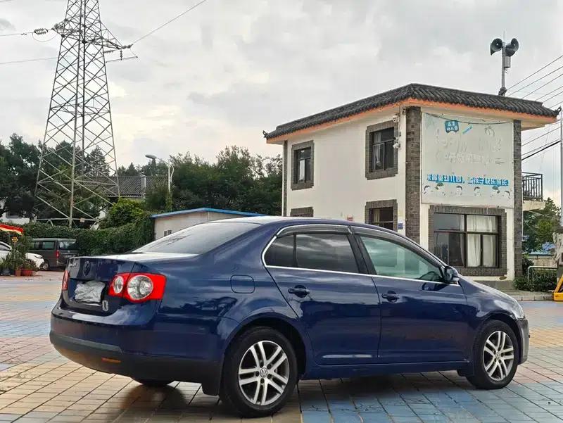 2009 Volkswagen Sagitar 1.6L Manual Comfort Model — миниатюра 7