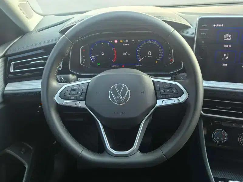 2023 Volkswagen Sagitar 300TSI DSG Super Edition — миниатюра 11