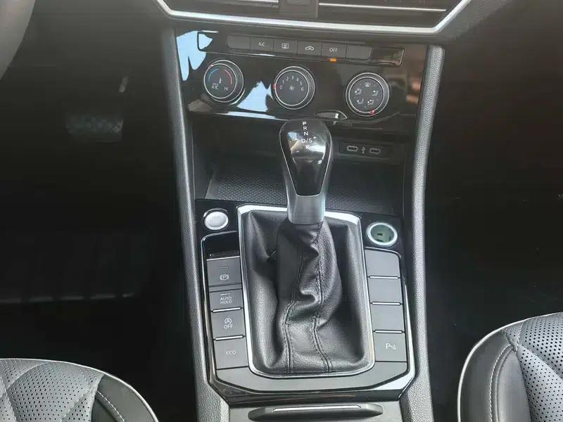 2023 Volkswagen Sagitar 300TSI DSG Super Edition — миниатюра 12