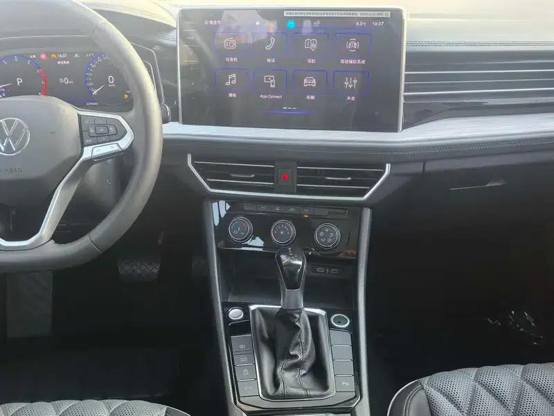 2023 Volkswagen Sagitar 300TSI DSG Super Edition — миниатюра 8