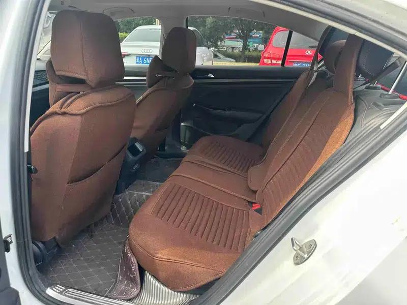 2019 Volkswagen Bora 1.5L Automatic Comfort Model — миниатюра 11