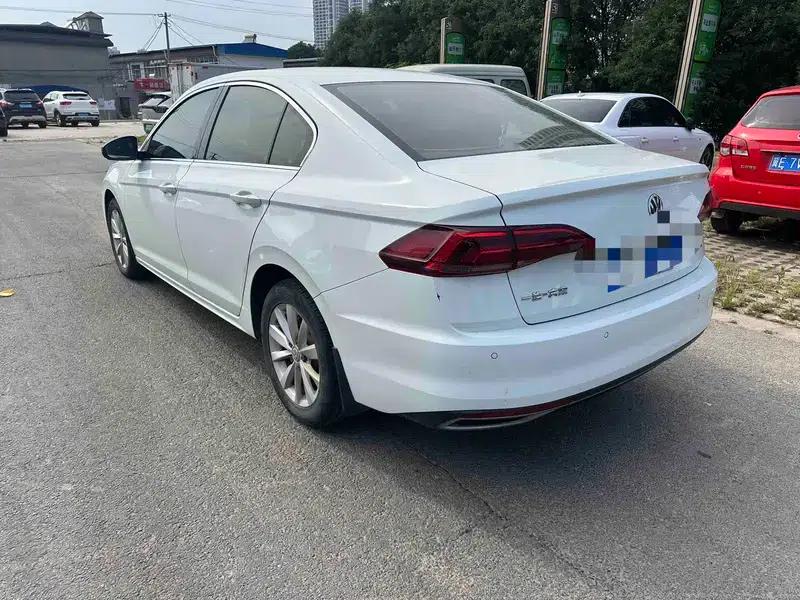2019 Volkswagen Bora 1.5L Automatic Comfort Model — миниатюра 4