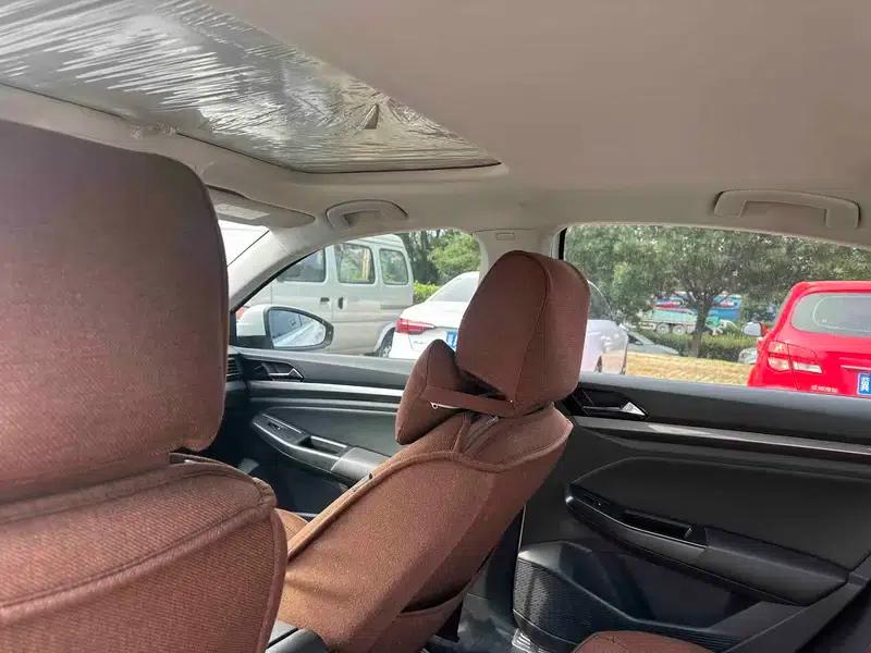 2019 Volkswagen Bora 1.5L Automatic Comfort Model — миниатюра 6