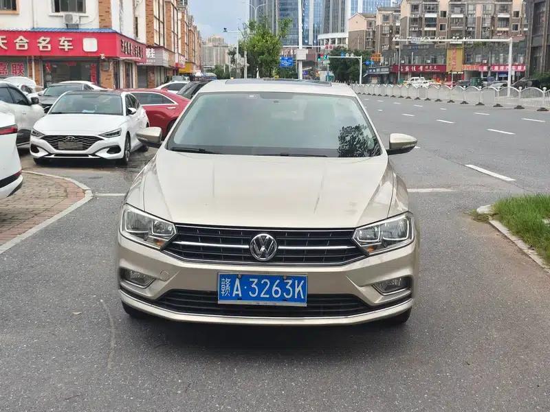 2017 Volkswagen Bora 1.6L Automatic Comfort Model — миниатюра 2