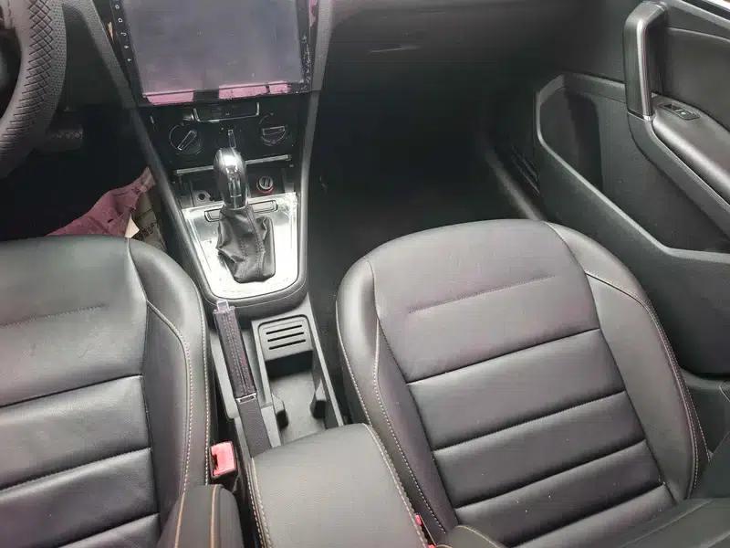 2017 Volkswagen Bora 1.6L Automatic Comfort Model — миниатюра 16