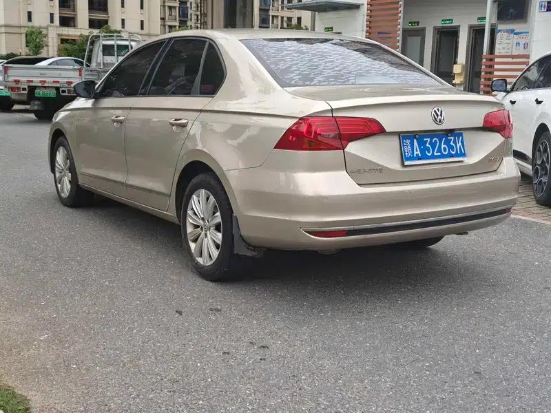 2017 Volkswagen Bora 1.6L Automatic Comfort Model — миниатюра 4