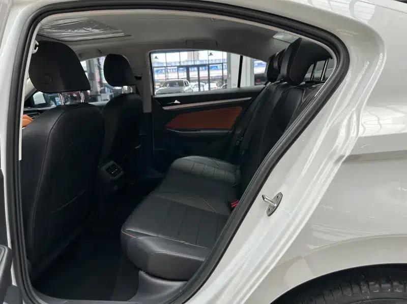 2023 Volkswagen Bora 200TSI DSG Smart Edition — миниатюра 18