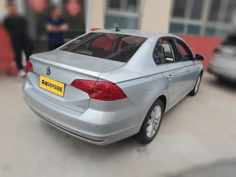 2016 Volkswagen Bora 1.6L Automatic Comfort Model — миниатюра 4
