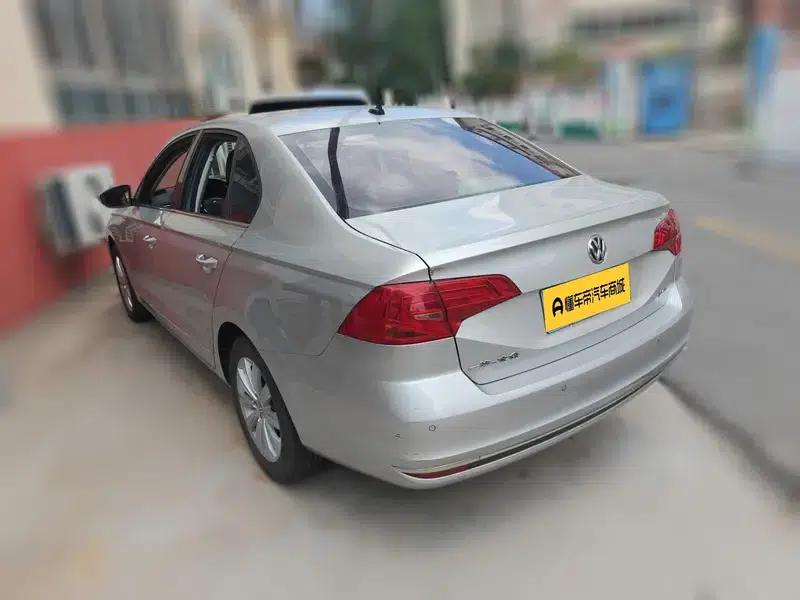 2016 Volkswagen Bora 1.6L Automatic Comfort Model — миниатюра 6