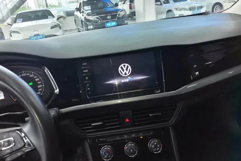 2021 Volkswagen Bora 1.5L Automatic Comfort Smart Connect Edition — миниатюра 12