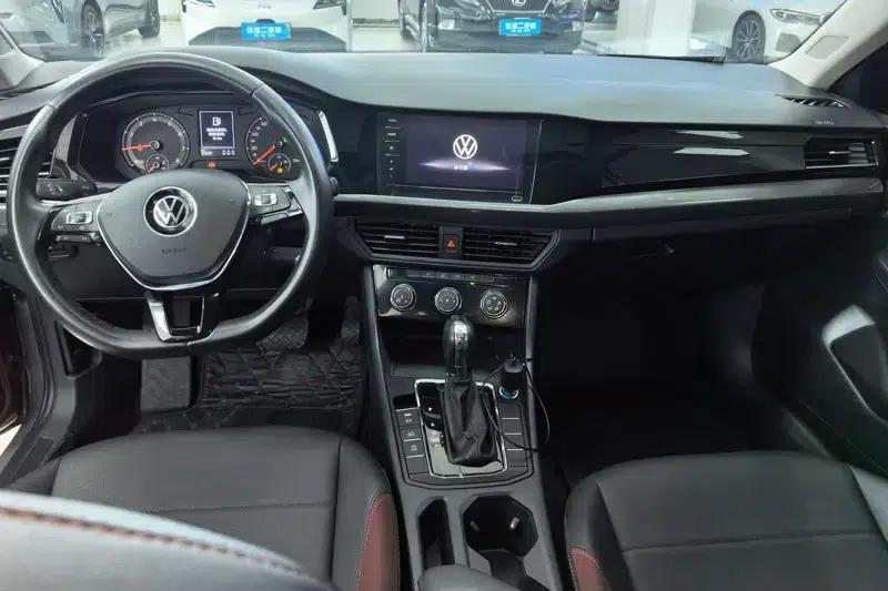 2021 Volkswagen Bora 1.5L Automatic Comfort Smart Connect Edition — миниатюра 13