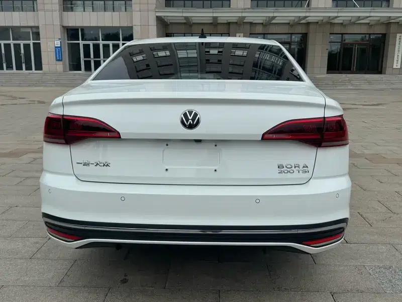 2025 Volkswagen Bora 200TSI DSG Joyful Navigation Edition — миниатюра 5