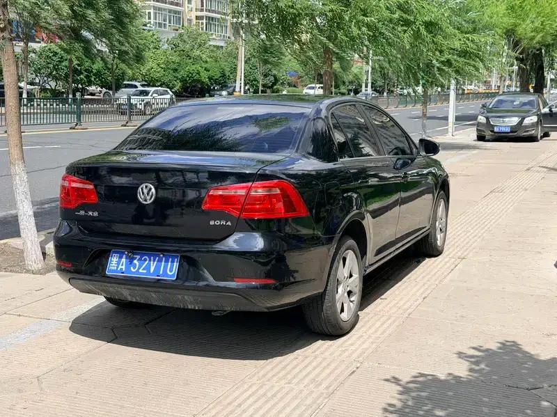 2014 Volkswagen Bora 1.6L Automatic Comfort Model — миниатюра 6