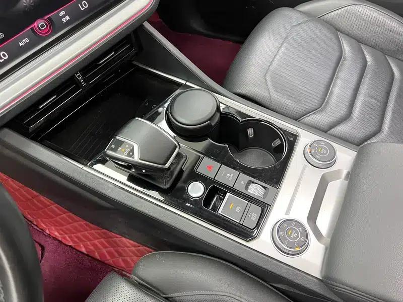 Touareg 2020 3.0TSI Luxury Edition — миниатюра 20