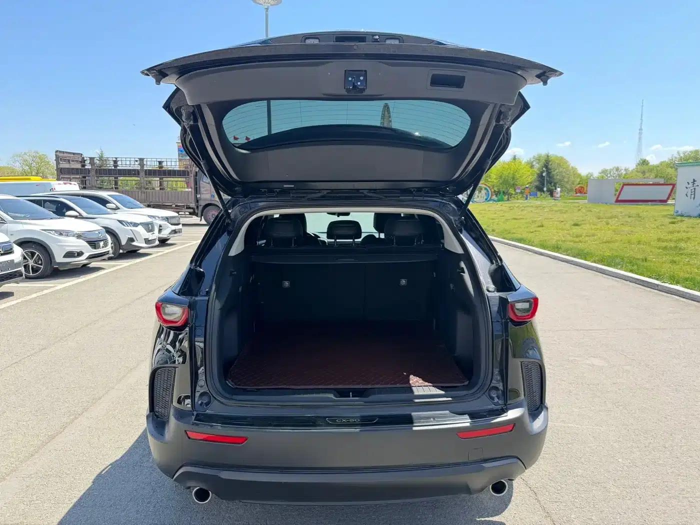 Mazda CX-50 2023 2.0L Driving Edition — миниатюра 19