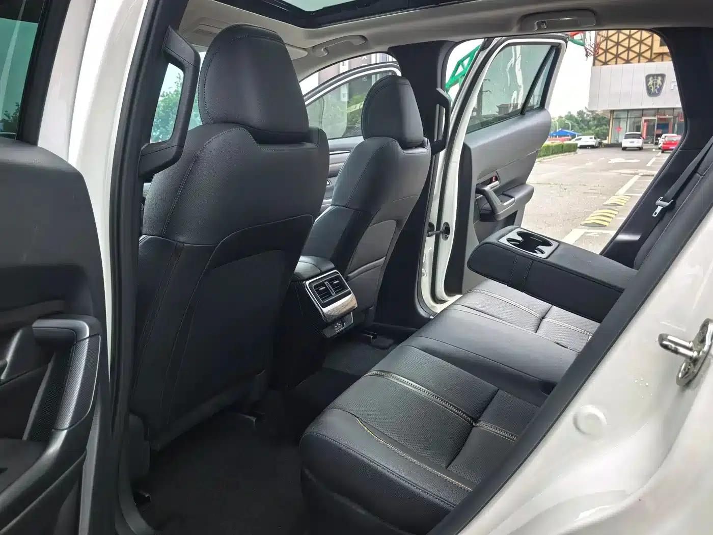 Mazda CX-50 2023 2.0L Comfort Edition — миниатюра 15