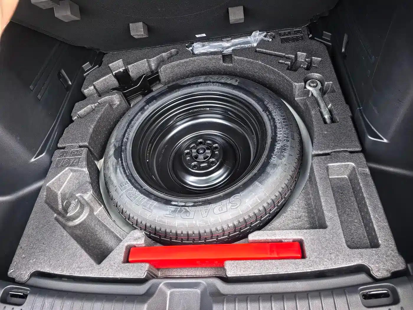 Mazda CX-50 2023 2.0L Comfort Edition — миниатюра 23