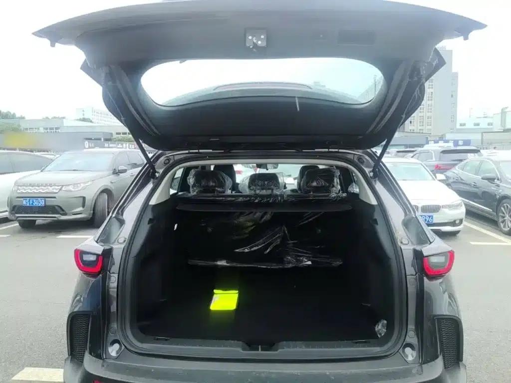 Mazda CX-50 Leading Edition 2023 2.0L — миниатюра 19