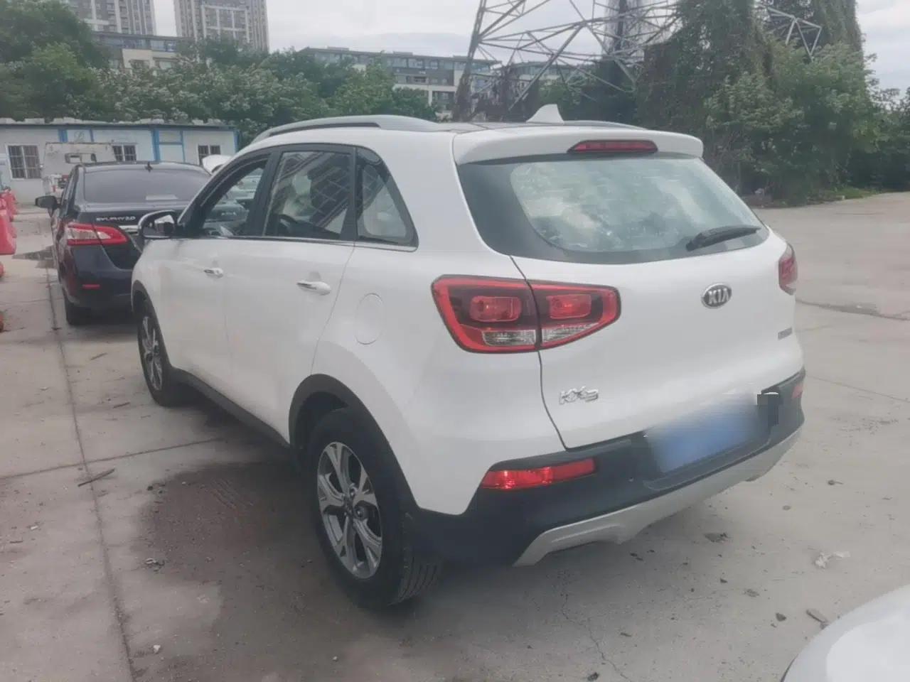 Kia KX3 2015 1.6L Automatic Two-Wheel Drive DLX — миниатюра 13