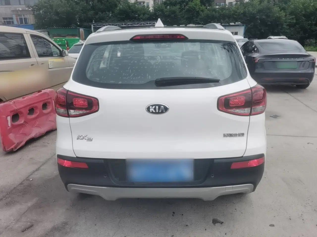 Kia KX3 2015 1.6L Automatic Two-Wheel Drive DLX — миниатюра 5
