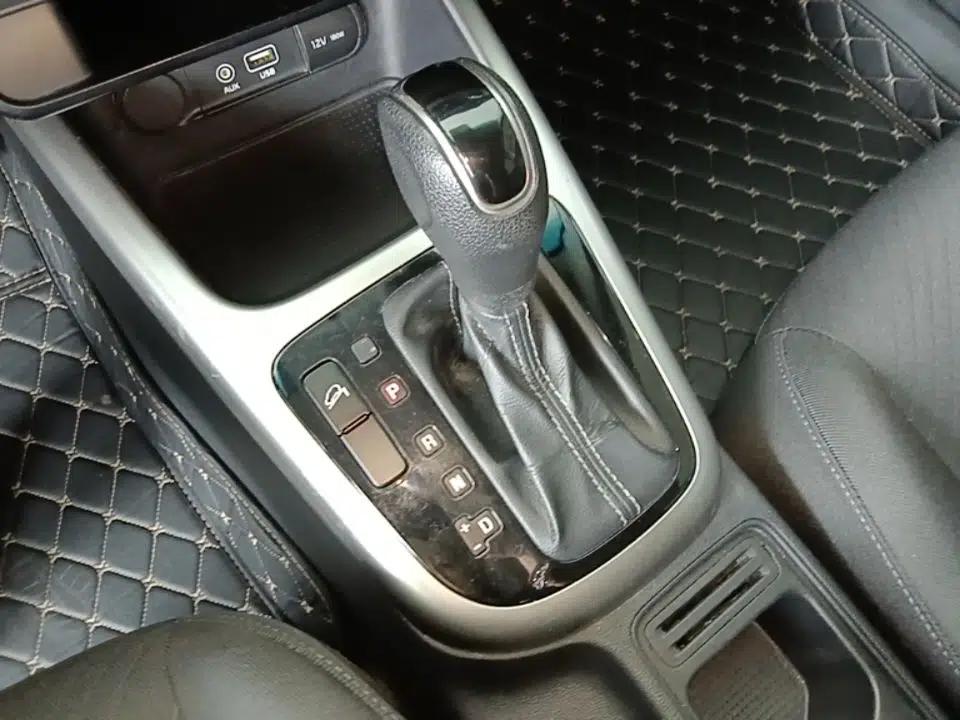 Kia KX3 2015 1.6L Automatic Two-Wheel Drive GLS — миниатюра 21