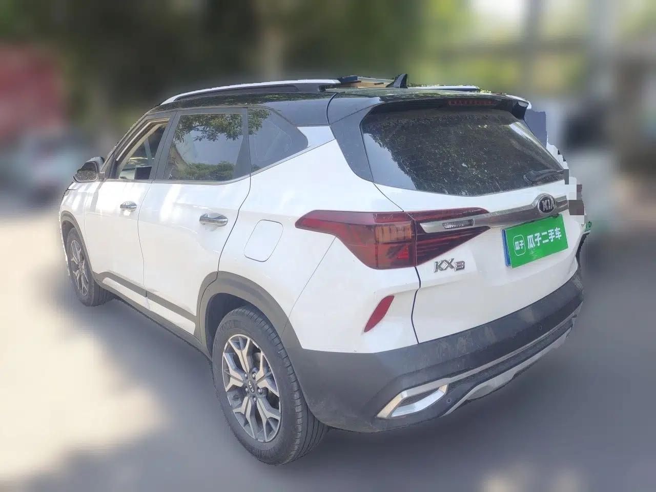 Kia KX3 2020 1.5L CVT Trend Edition — миниатюра 4