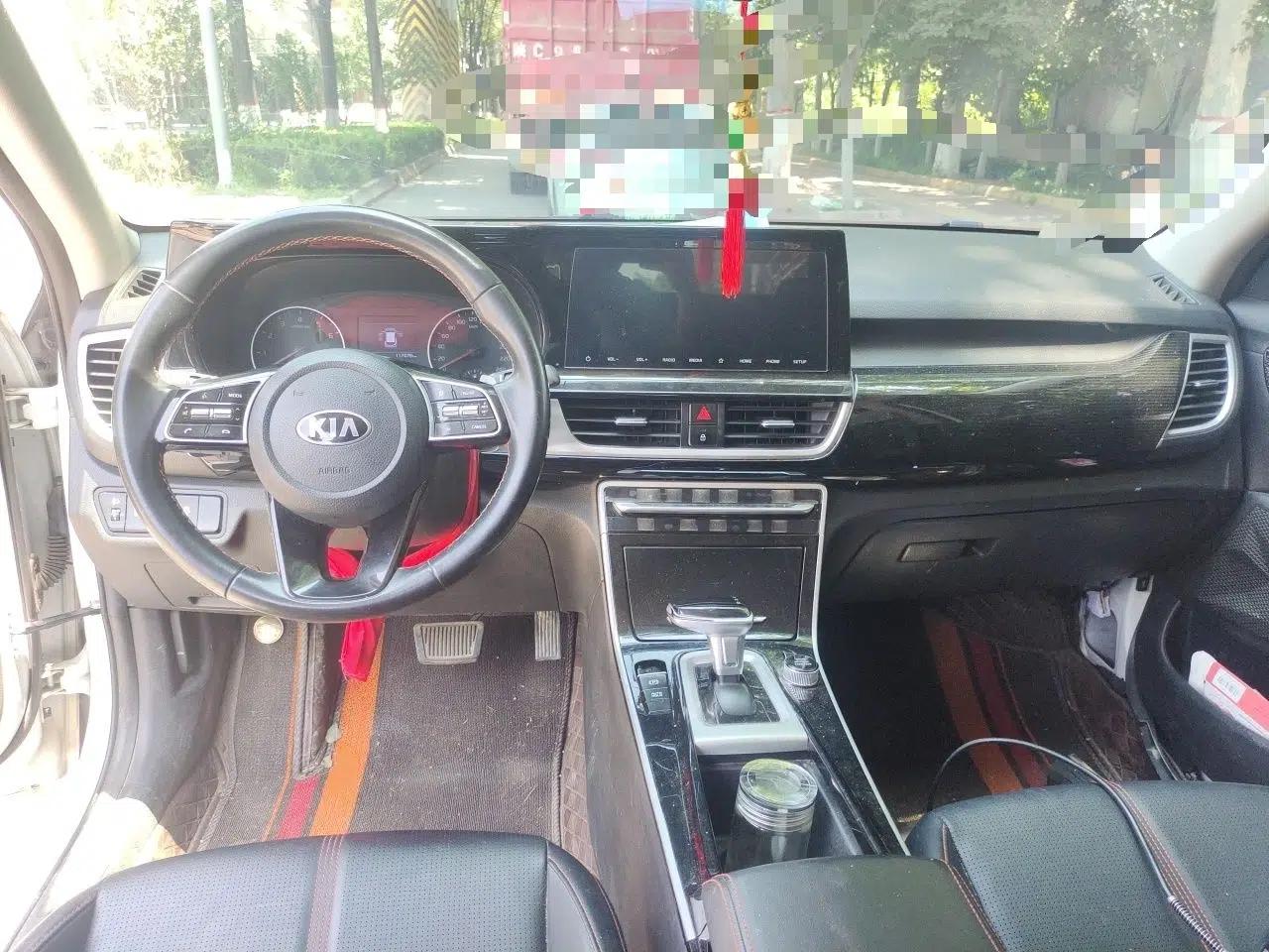 Kia KX3 2020 1.5L CVT Trend Edition — миниатюра 9