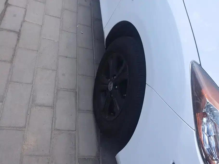 Mazda 3 Axela 2013 Sedan 1.6L Automatic Elite — миниатюра 6