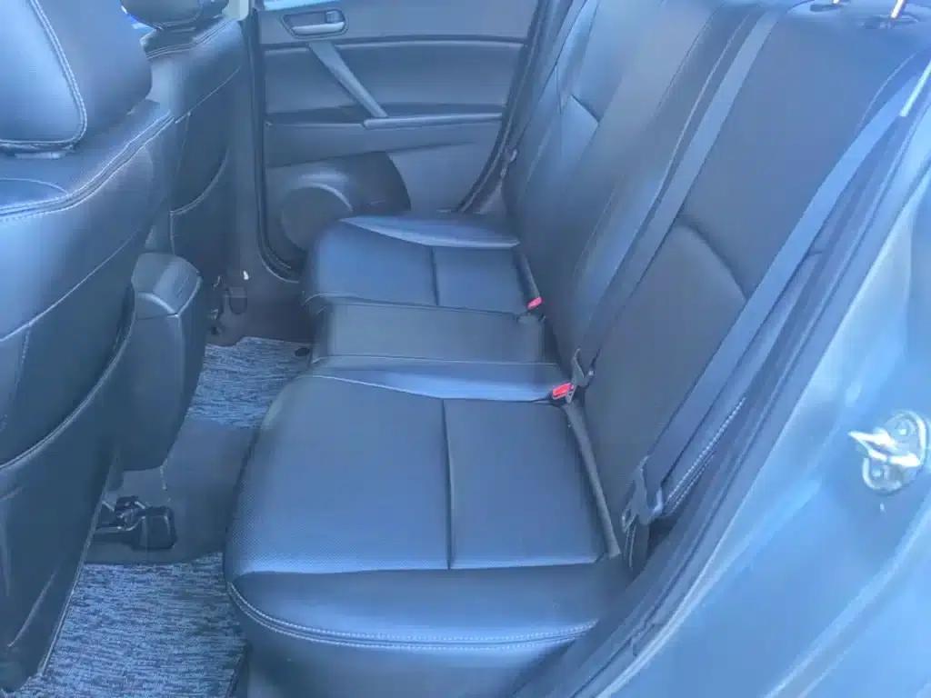 Mazda3 Axela 2015 Sedan 1.6L Automatic Elite — миниатюра 17