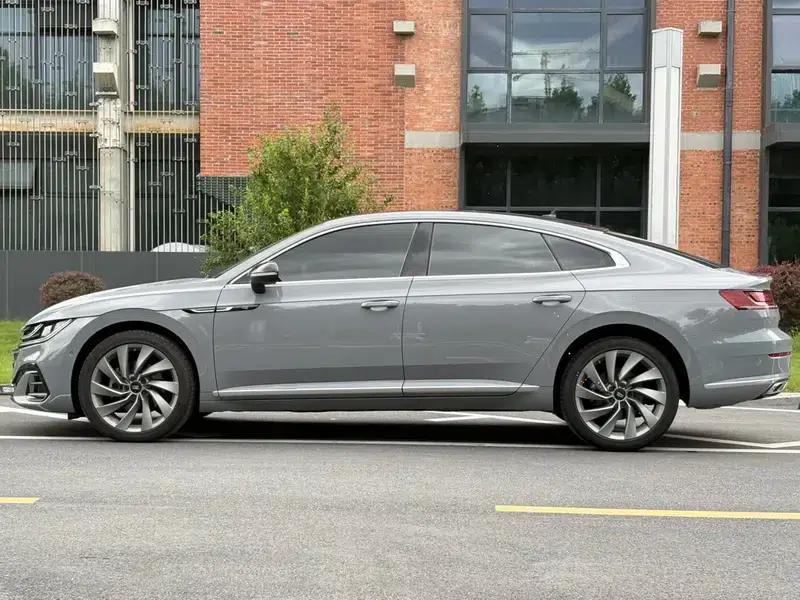 Volkswagen CC 2023 380TSI Striking Edition — миниатюра 3