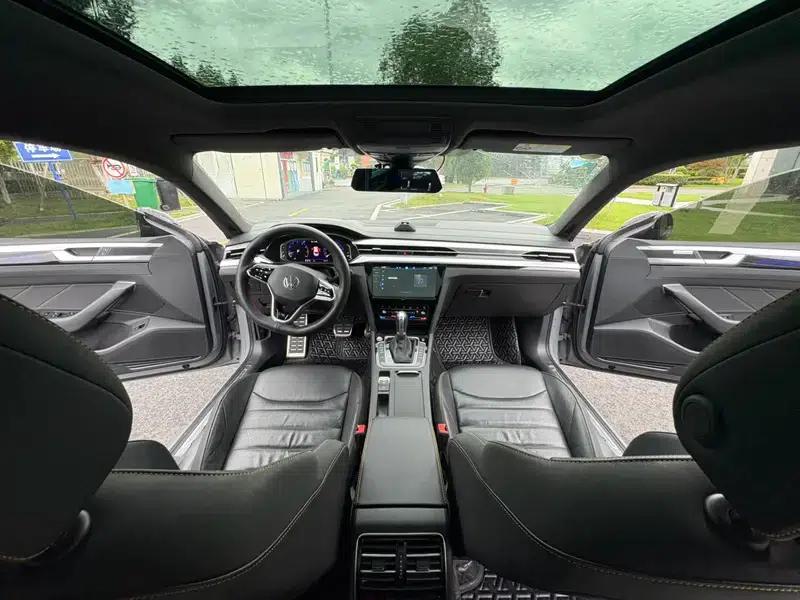 Volkswagen CC 2023 380TSI Striking Edition — миниатюра 9