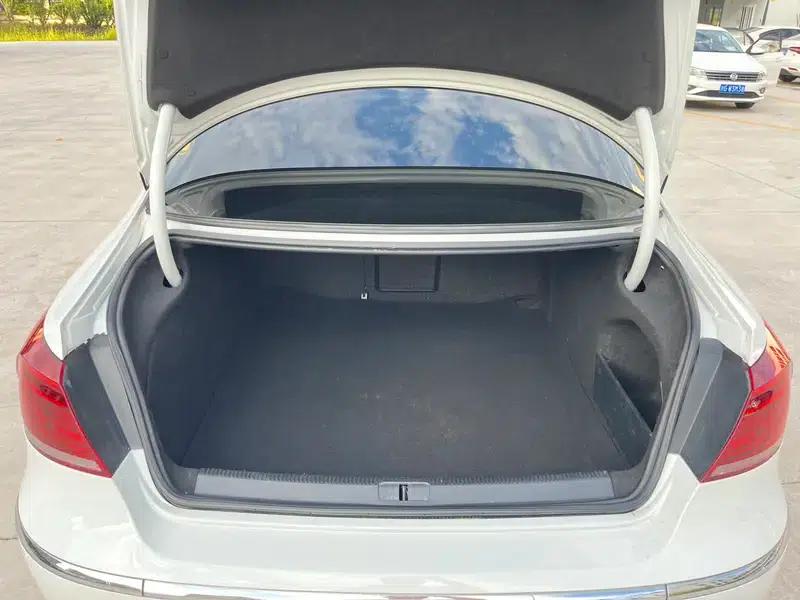 Volkswagen CC 2018 1.8TSI Luxury — миниатюра 18