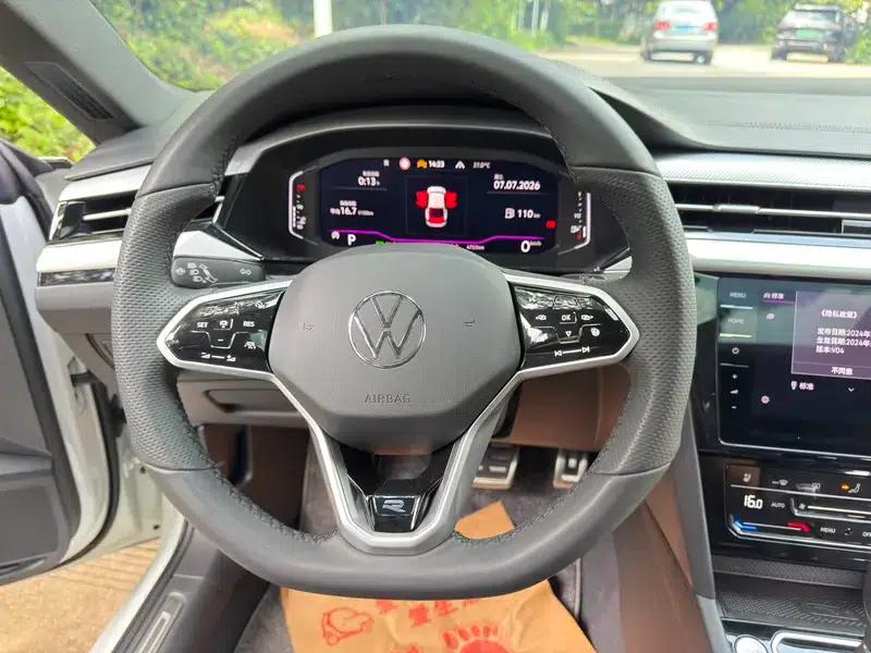 Volkswagen CC 2025 380TSI - Eye-Catching Edition — миниатюра 12