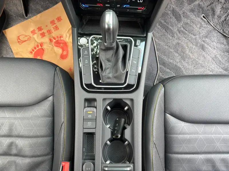 Volkswagen CC 2025 380TSI - Eye-Catching Edition — миниатюра 13