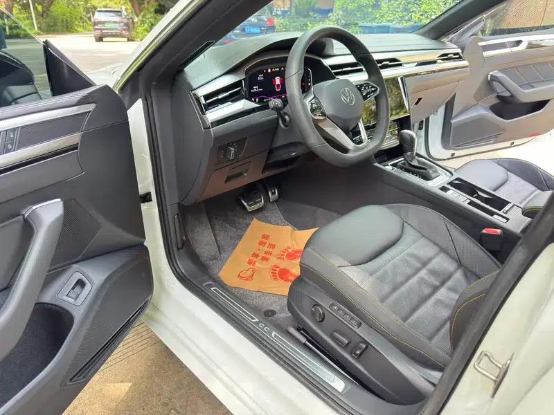Volkswagen CC 2025 380TSI - Eye-Catching Edition — миниатюра 14