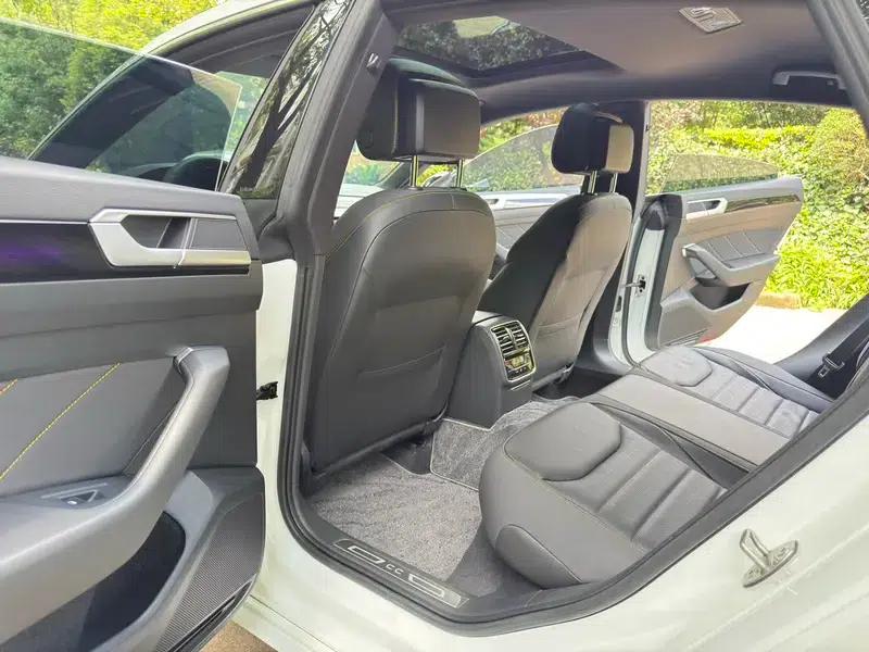 Volkswagen CC 2025 380TSI - Eye-Catching Edition — миниатюра 15