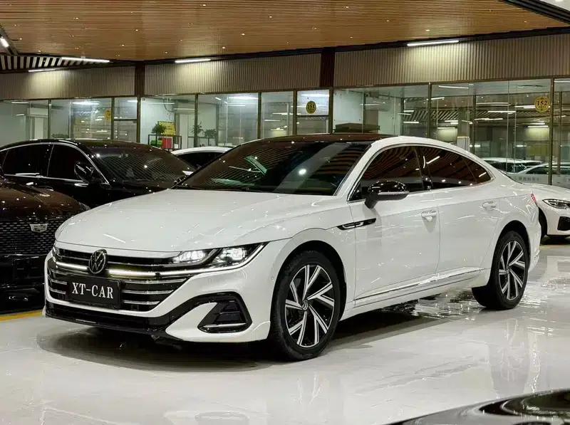 Volkswagen CC 2021 380TSI Striking Edition — миниатюра 1