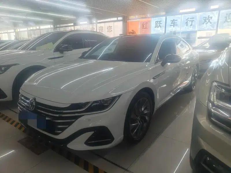 Volkswagen CC 2021 380TSI Striking Edition 30th Anniversary Edition — миниатюра 1