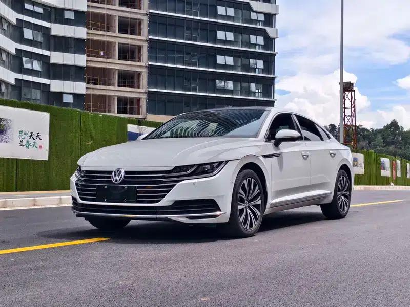 Volkswagen CC 2020 330TSI Elegant Edition (National V Emission Standard) — миниатюра 1