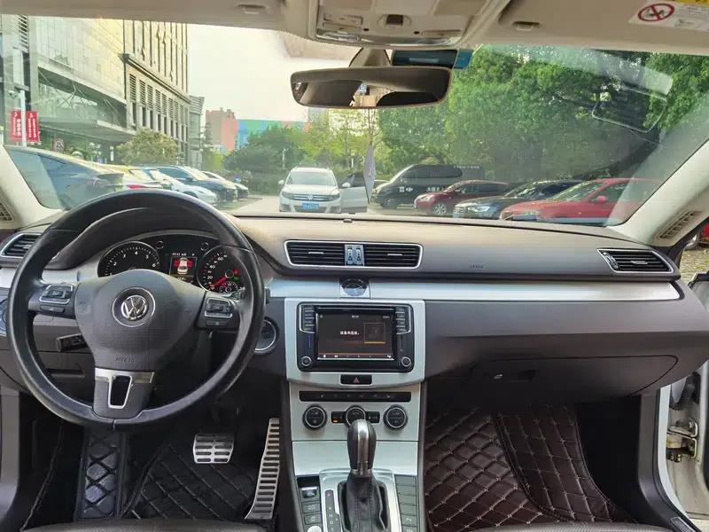 Volkswagen CC 2018 1.8TSI Luxury — миниатюра 12