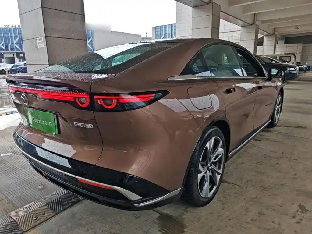 Mazda EZ-6 2024 Extended Range 200 Smart Edition — миниатюра 7