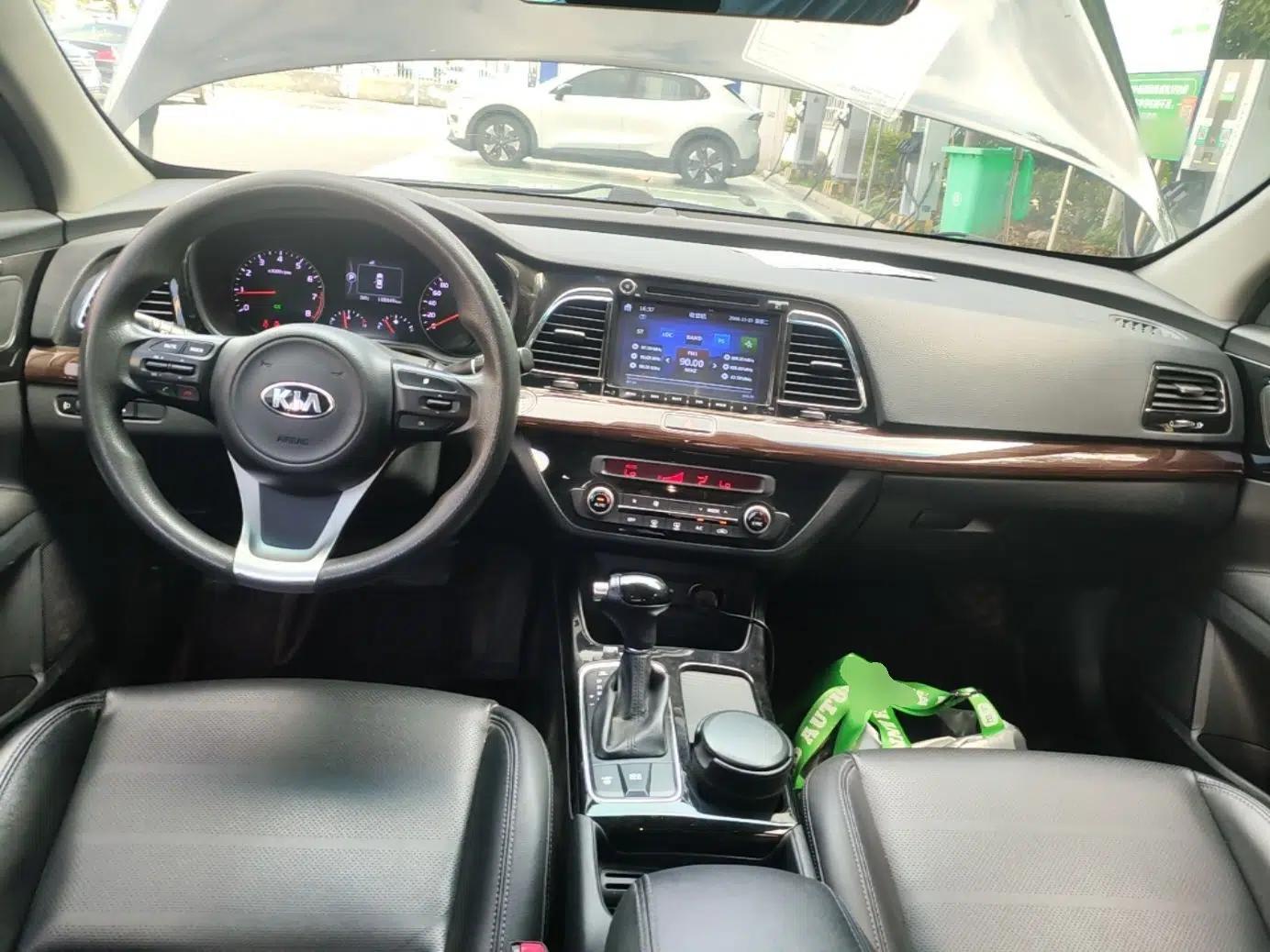 Kia K4 2017 1.8L Automatic GLS Special — миниатюра 12