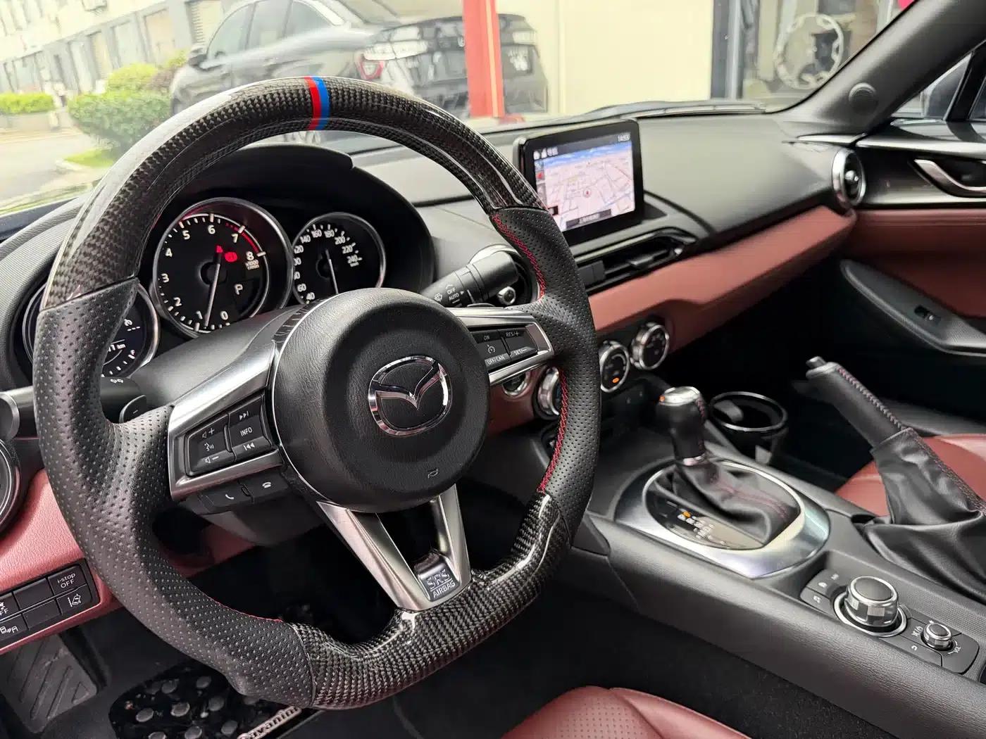 Mazda MX-5 2018 2.0L RF Platinum Steel Gray — миниатюра 14