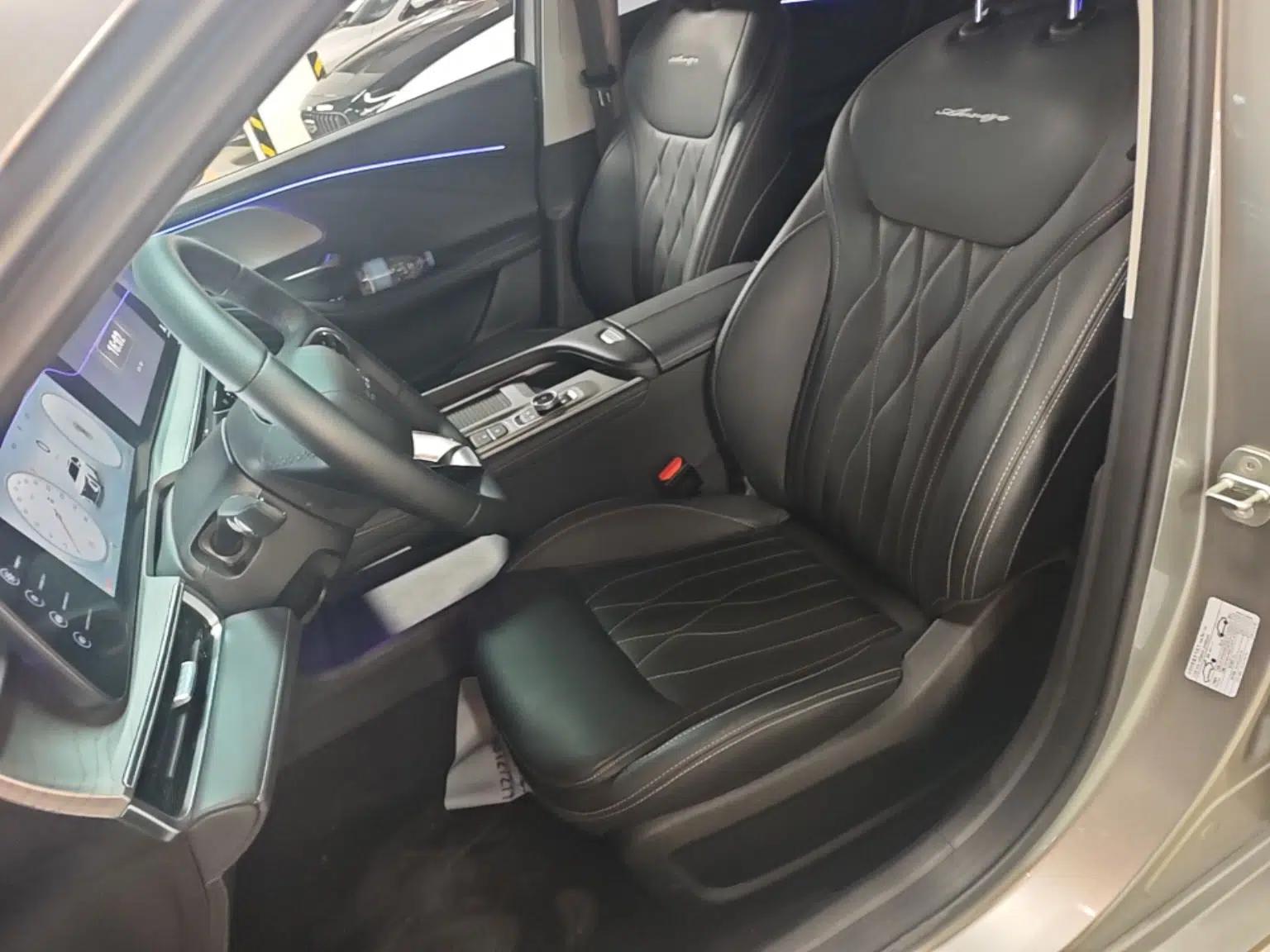 Chery Arrizo 8 2024 1.6T DCT Smart — миниатюра 17