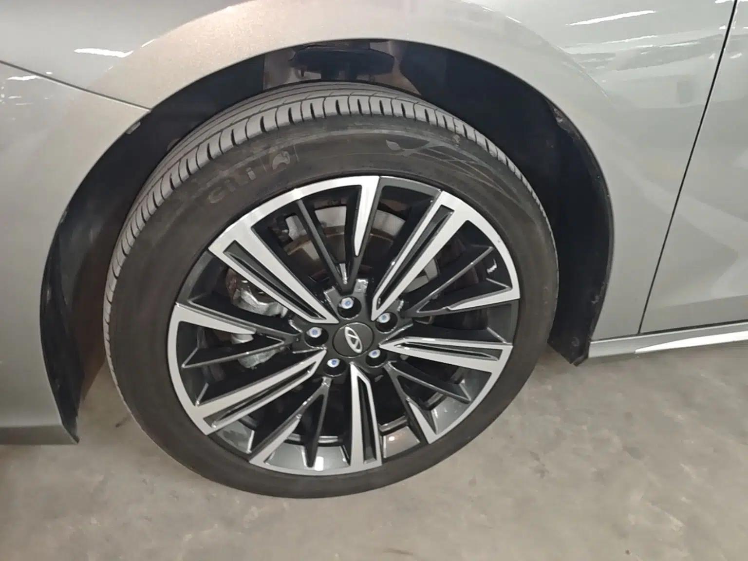 Chery Arrizo 8 2024 1.6T DCT Smart — миниатюра 10