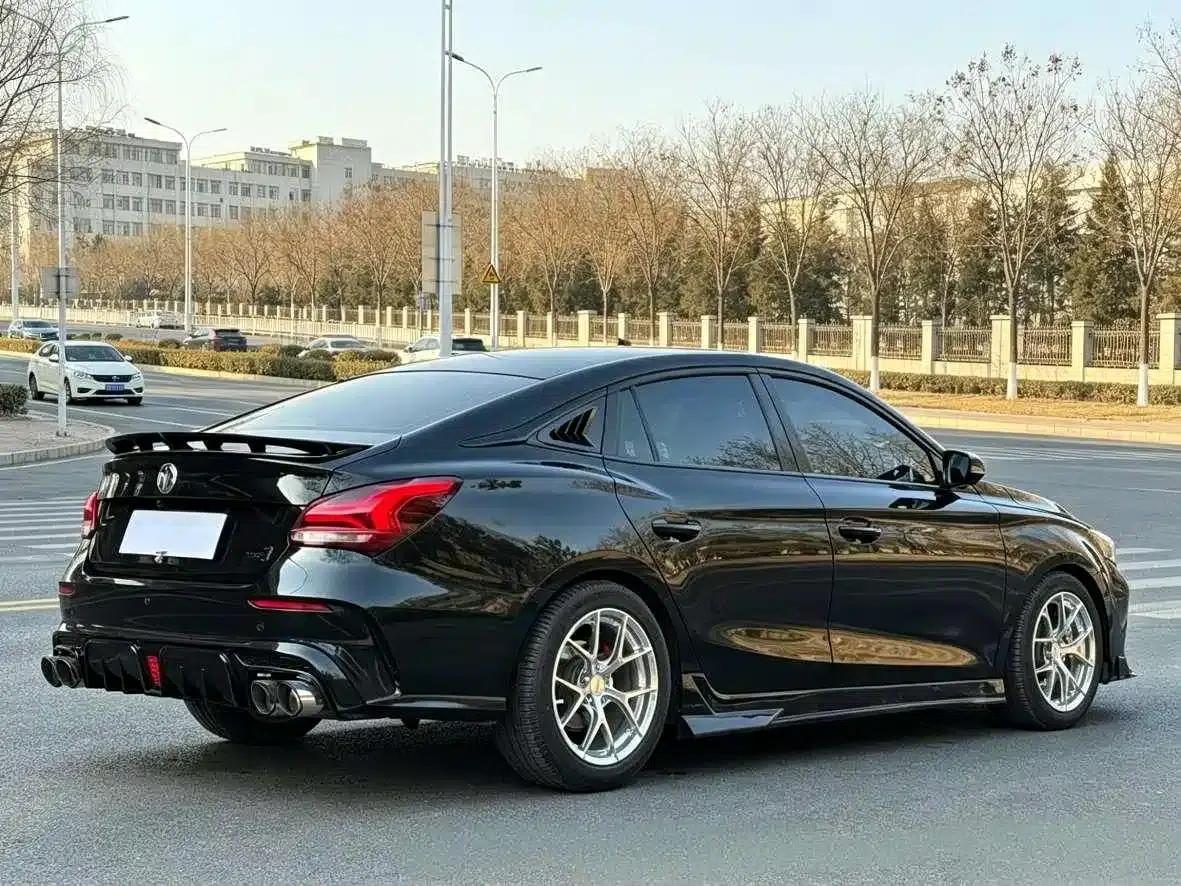 MG5 Scorpio 2022 1.5T Trophy Sport Flagship Edition — миниатюра 6