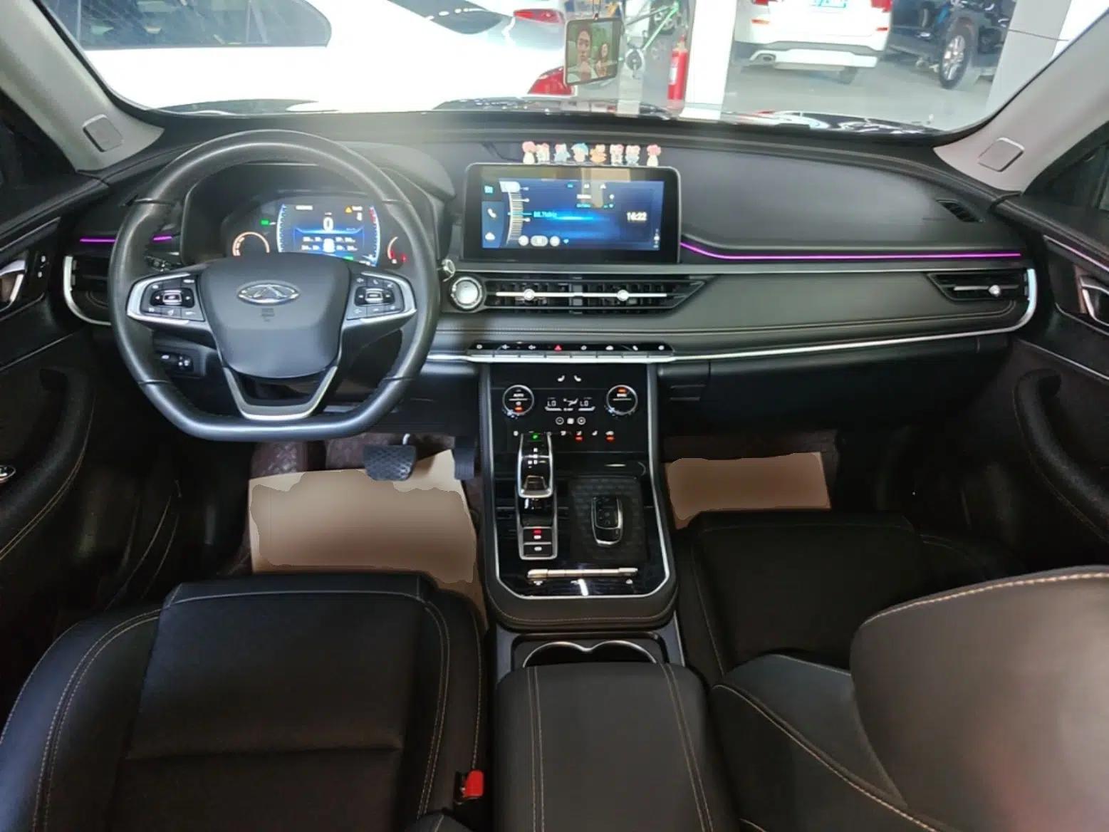 Chery Tiggo 8 2024 Honor Edition 230TCI Automatic Excellence Version 5 Seats — миниатюра 17