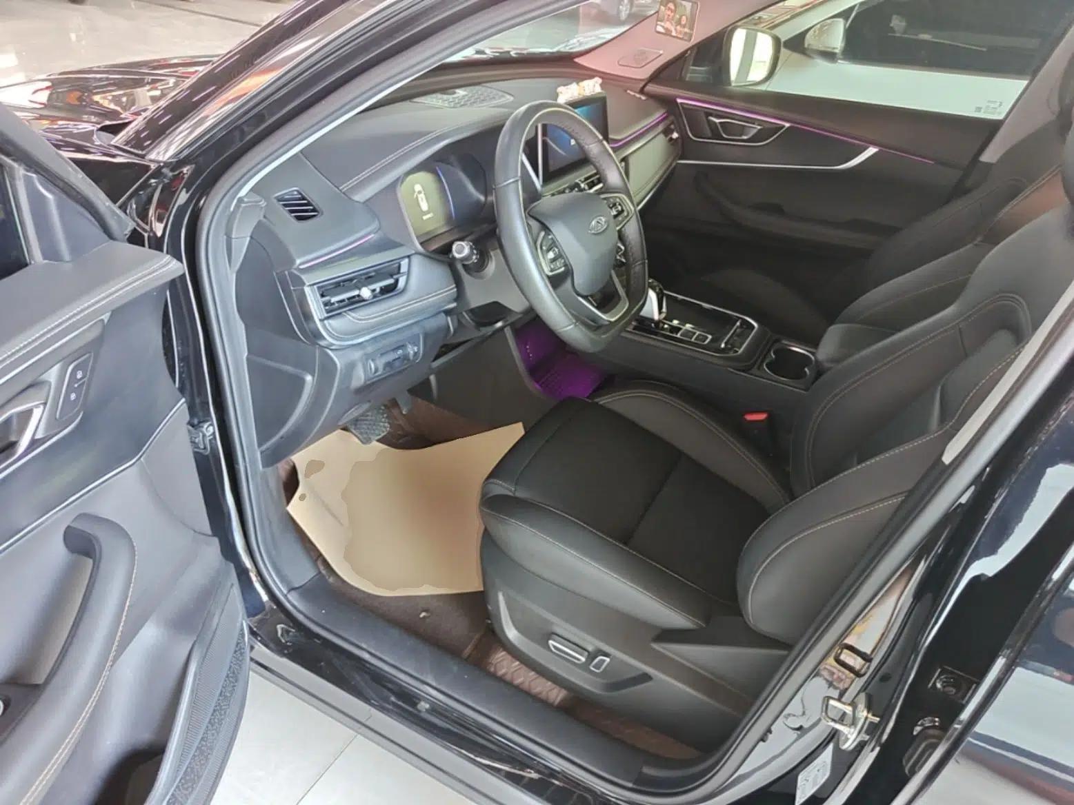 Chery Tiggo 8 2024 Honor Edition 230TCI Automatic Excellence Version 5 Seats — миниатюра 23
