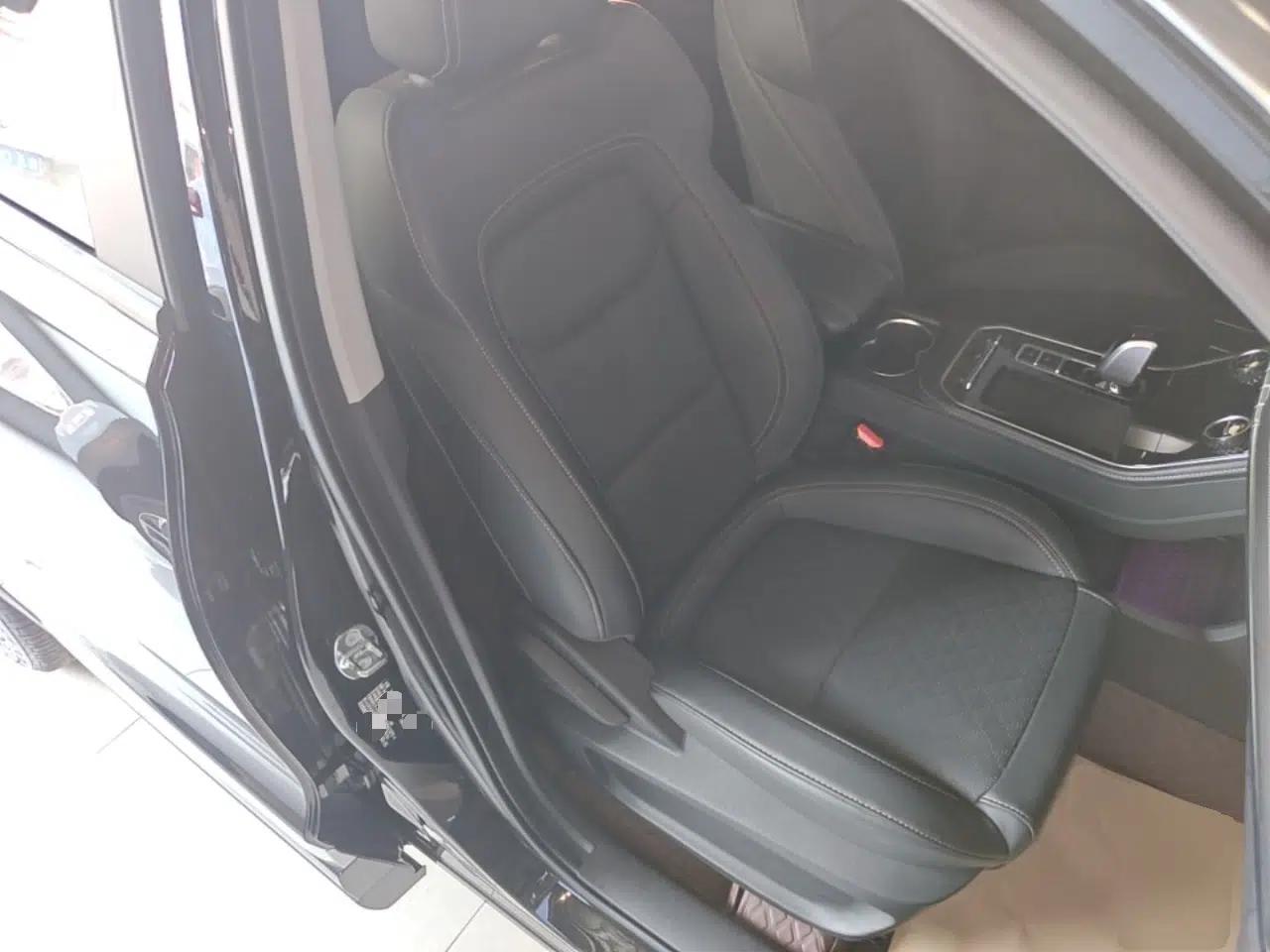 Chery Tiggo 8 2024 Honor Edition 230TCI Automatic Excellence Version 5 Seats — миниатюра 24