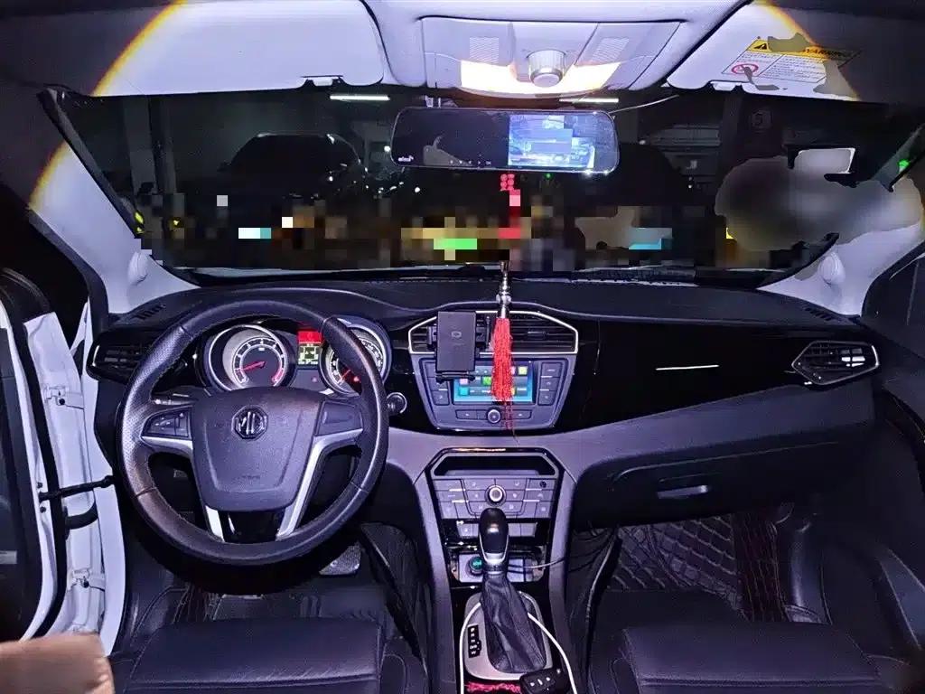 2015 GS 1.5TGI TST Luxury Edition — миниатюра 5